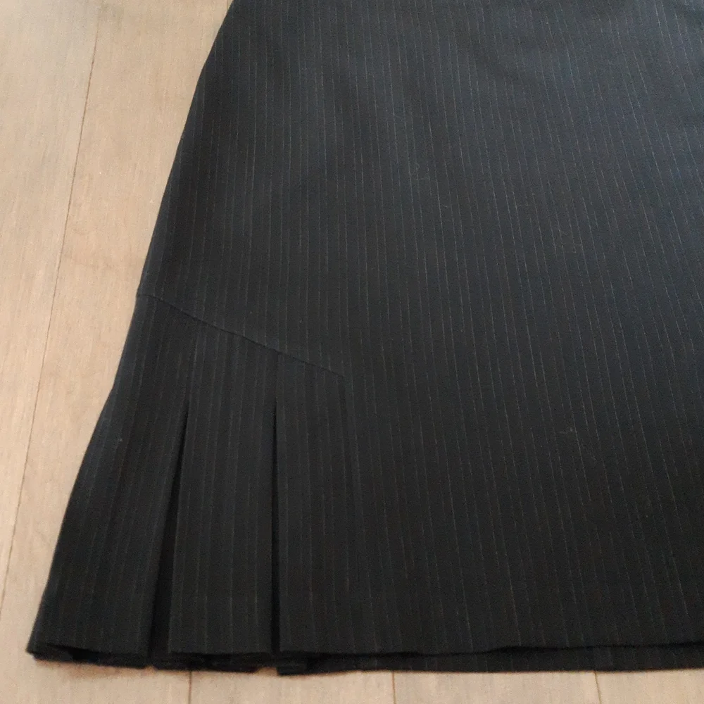 San Francisco / Striped Pleated Skirt / Size 9 - Picture 1 of 7
